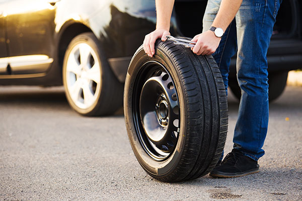 How To Change A Flat Tire In 7 Easy Steps